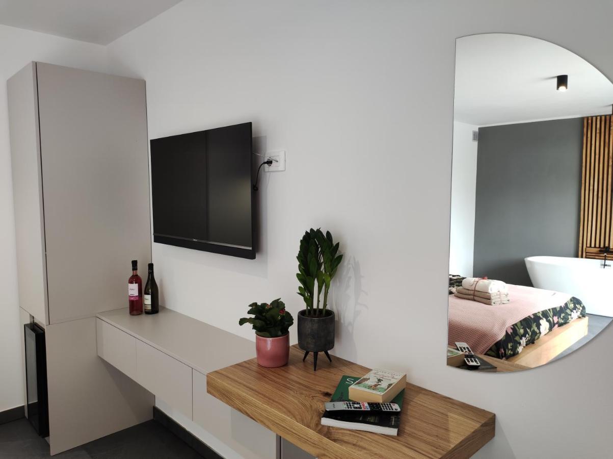 Boutique Rooms By Petric Winery Dobravlje Eksteriør bilde