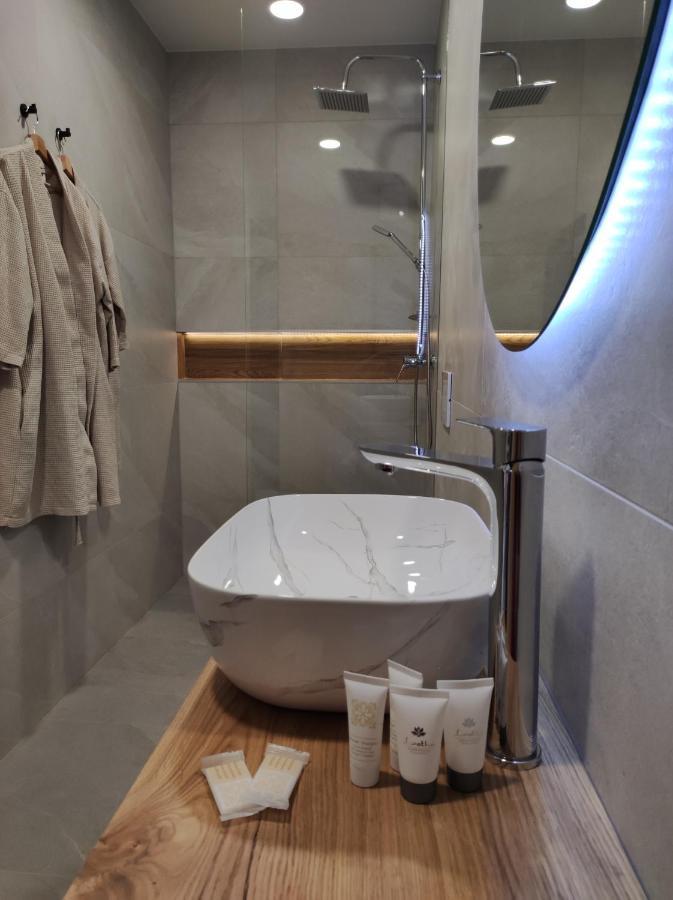 Boutique Rooms By Petric Winery Dobravlje Eksteriør bilde