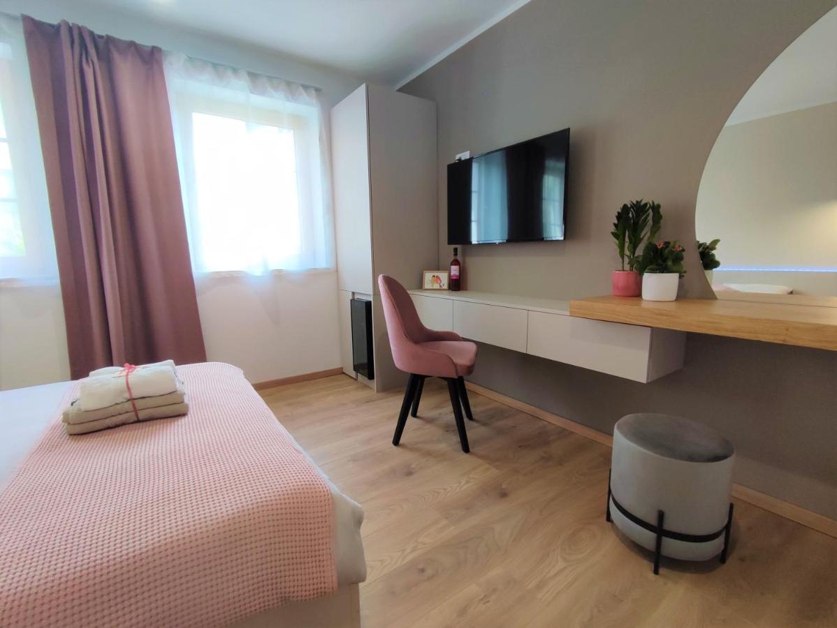 Boutique Rooms By Petric Winery Dobravlje Eksteriør bilde